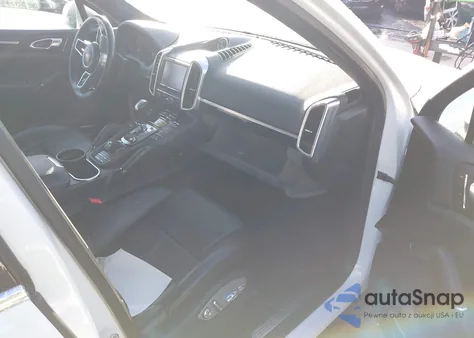 2016 Porsche Cayenne из США, поврежденный, VIN WP1AA2A25GLA03058